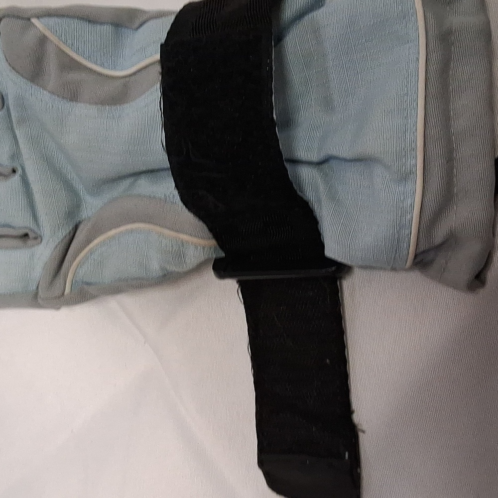 Thinsulate Insulated 40gram Light Blue Ski Gear Gloves - Picture 4 of 6